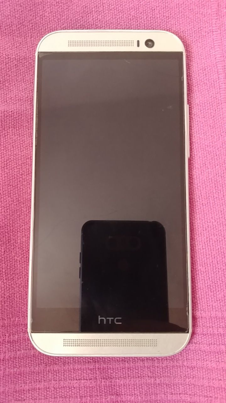 HTC One 8 Silver