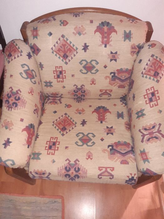 Sofás  "Cerne" de sala-Cadeirões-Vendo/Troco. Conjunto de 4 sofás