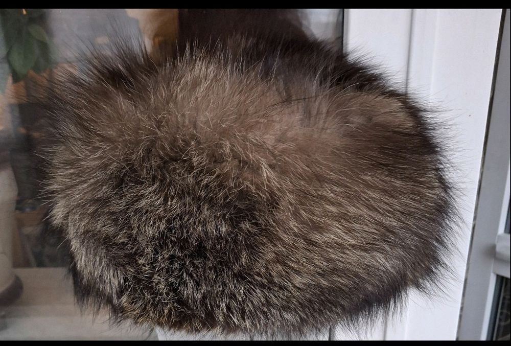 шапка и воротник  из натурального меха