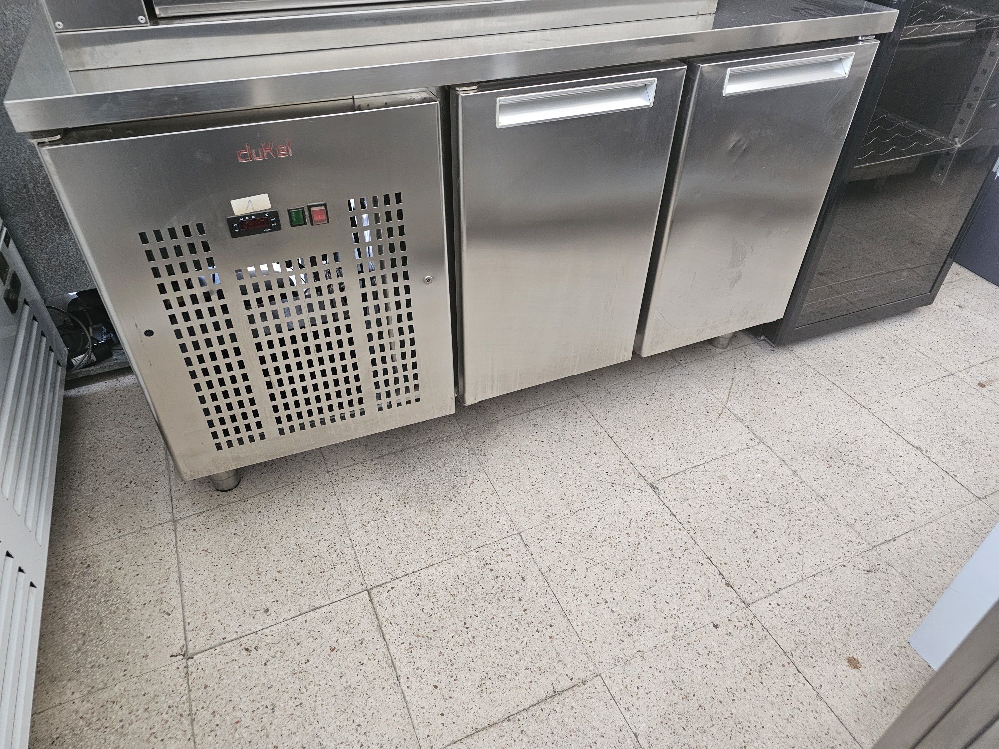 Bancada refrigerada 2 portas