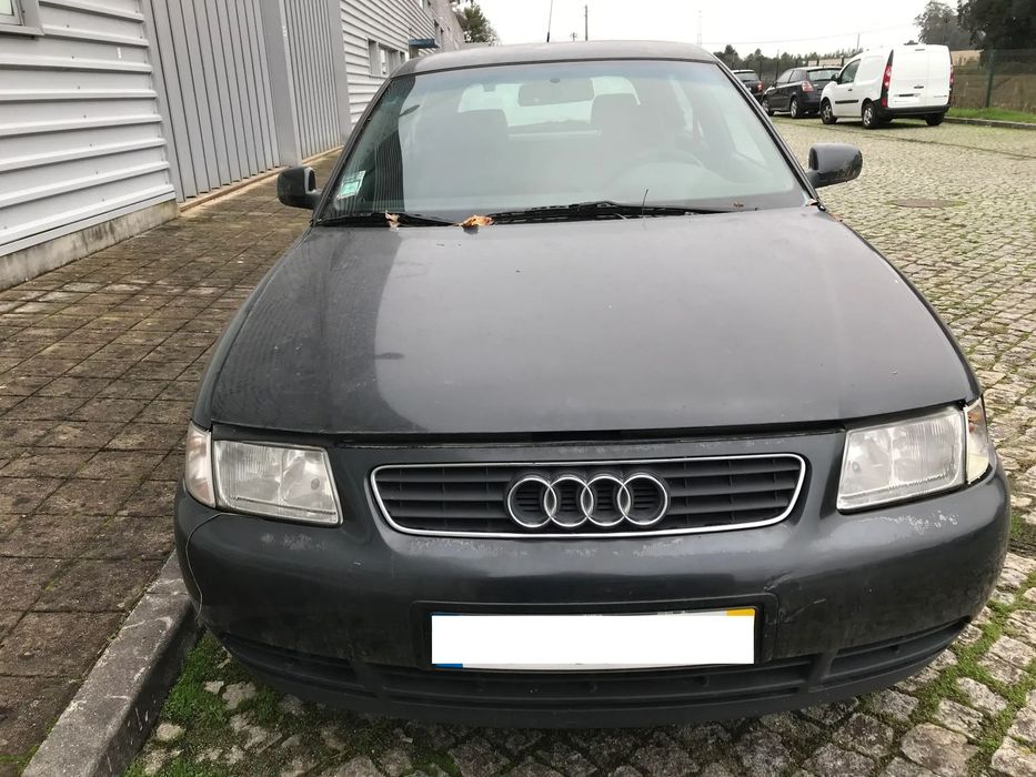 Audi A3 1.6cc 3P 1998 - Para Peças