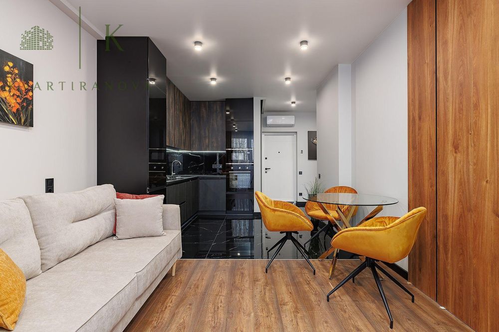 Продам з терасою ЖК Tiffany apartments  1-кім,вул.Пасічна , 84