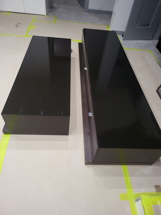 Komody 2 sztuki na sprzedaż