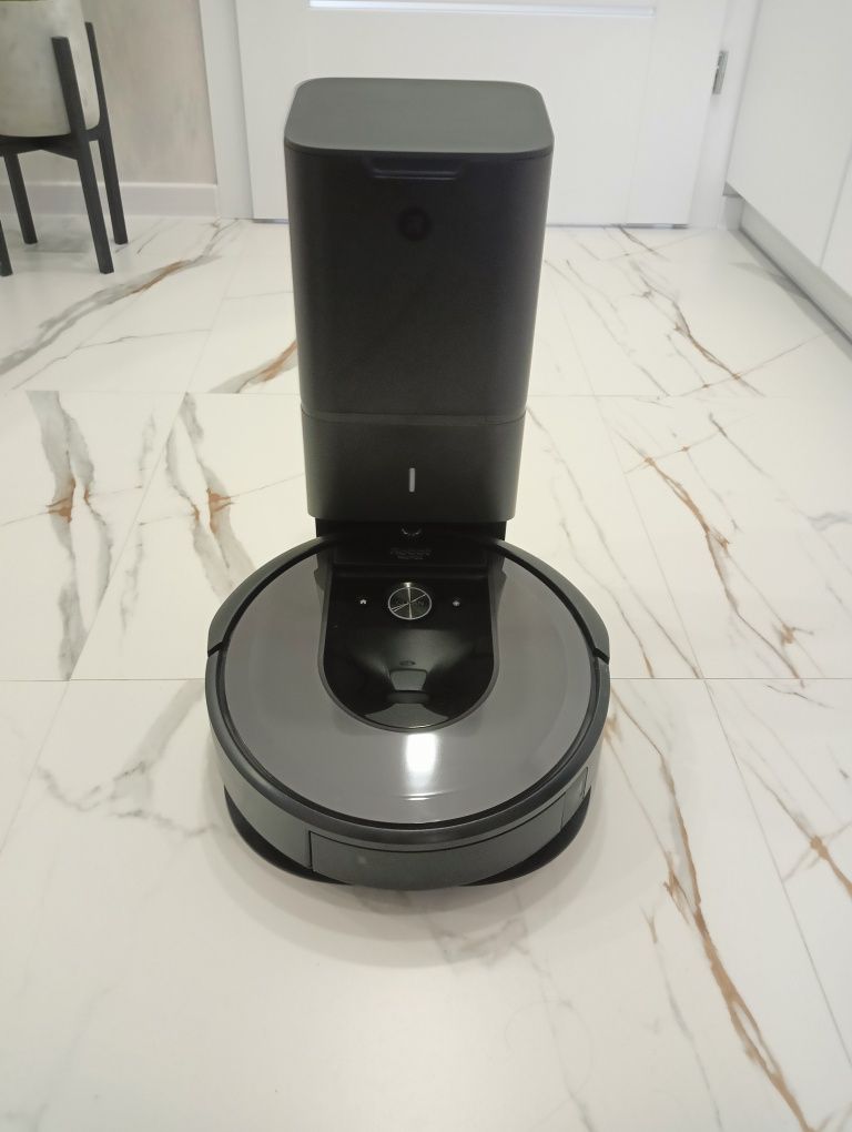 iRobot i7+ na gwarancji