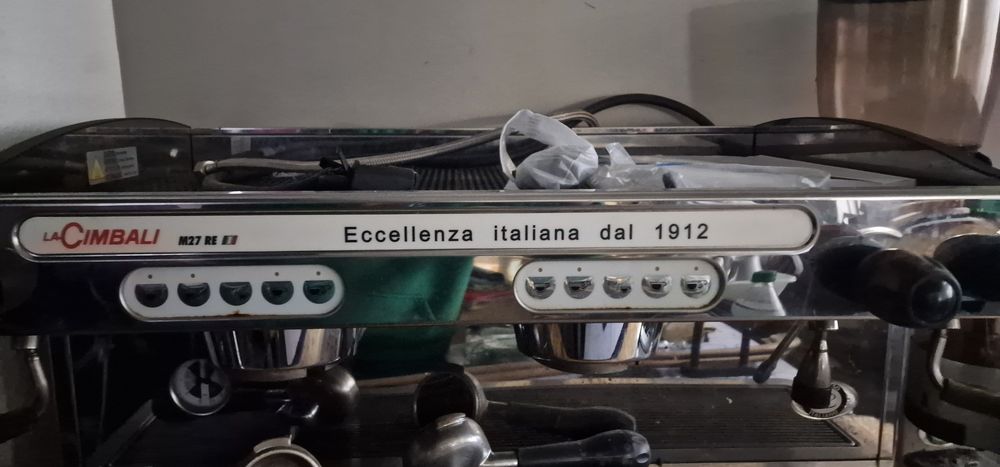 Máquina cimbali m27 + moinho faema