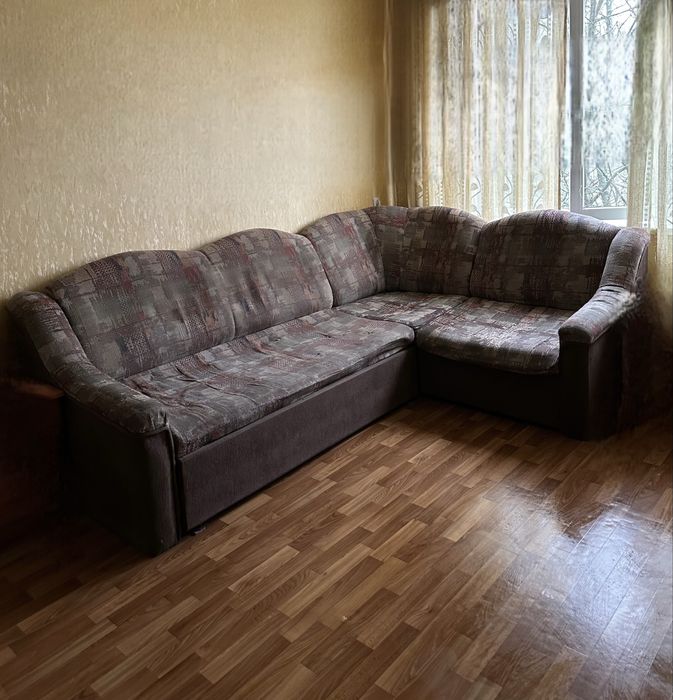 Продам Диван угловой