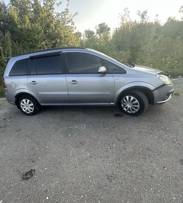 Опель Зафіра Б 1,9 дизель,2007 рік,автомат