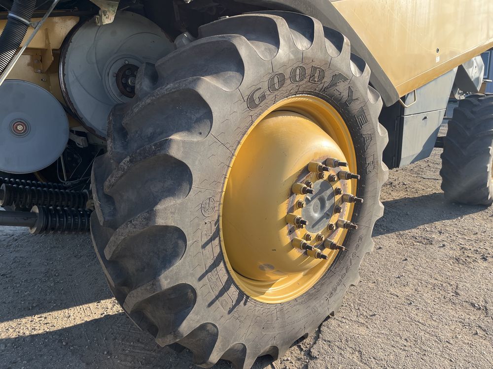 Комбайн CAT Lexion 560R з США