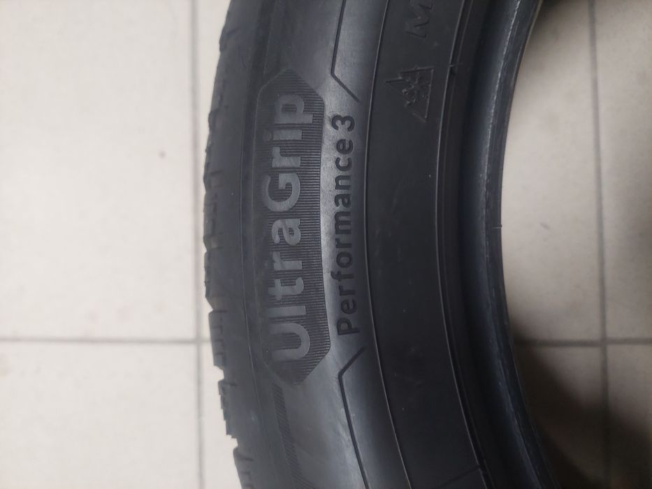 Пара зимової гуми зима зимня GoodYear R17 225 55
