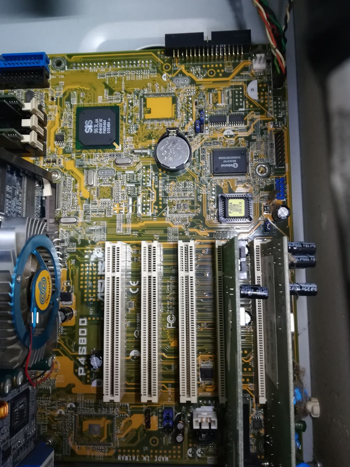 Motherboard Asus P4S800