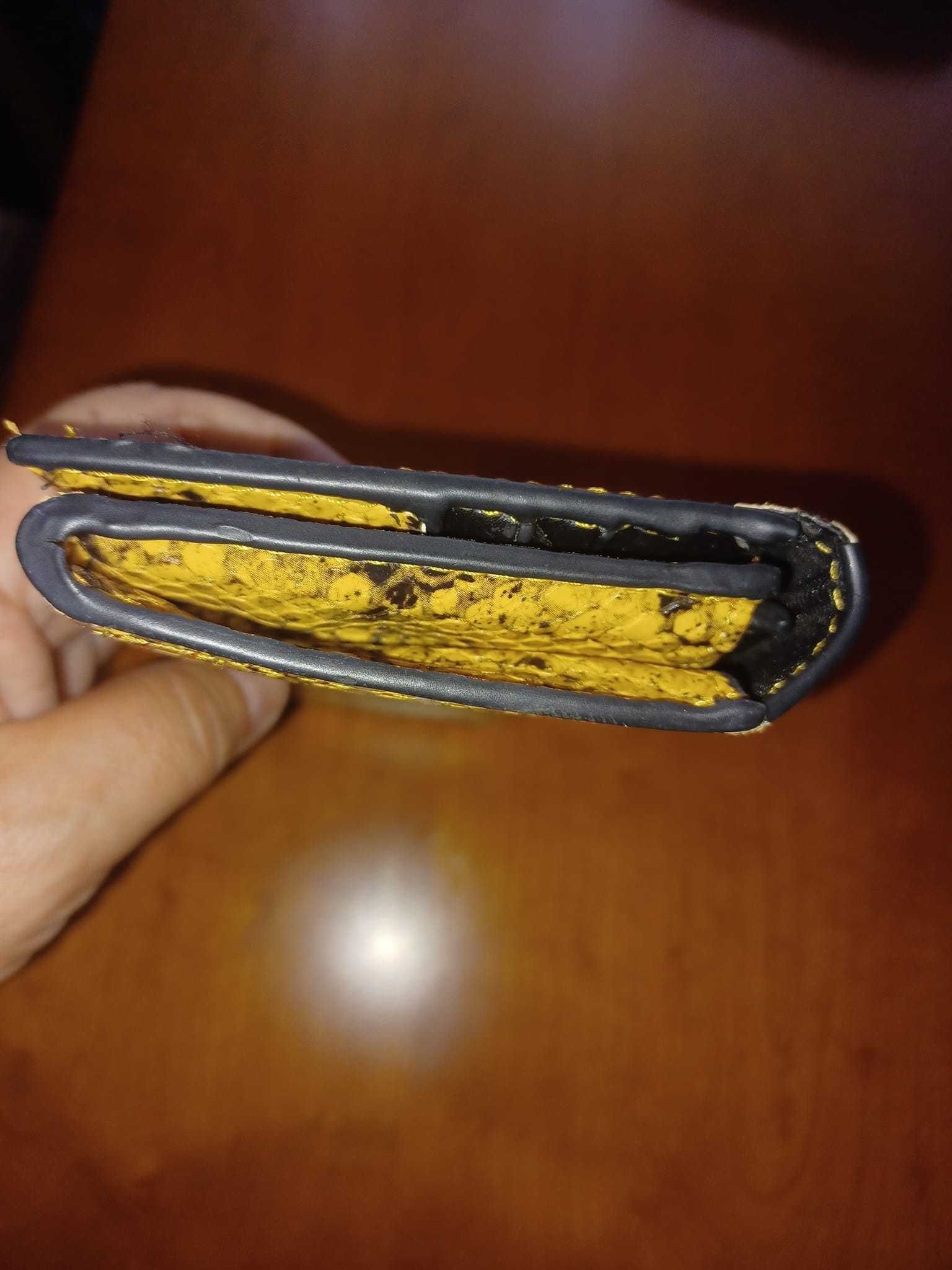 Carteira da Mango
