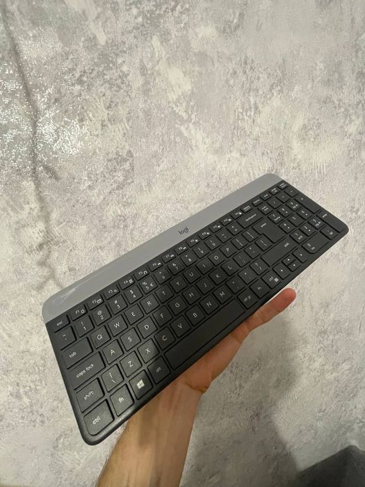 Logitech YR0075 Wireless Ultra-Slim Keyboard