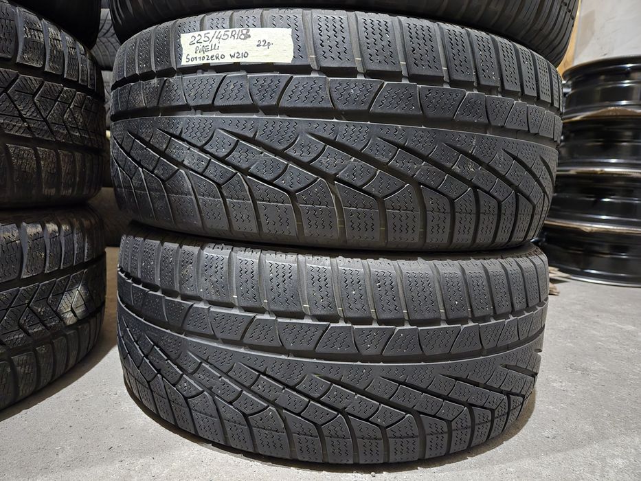 Шина зимова 225/45R18 пари склад Volkswagen golf cc