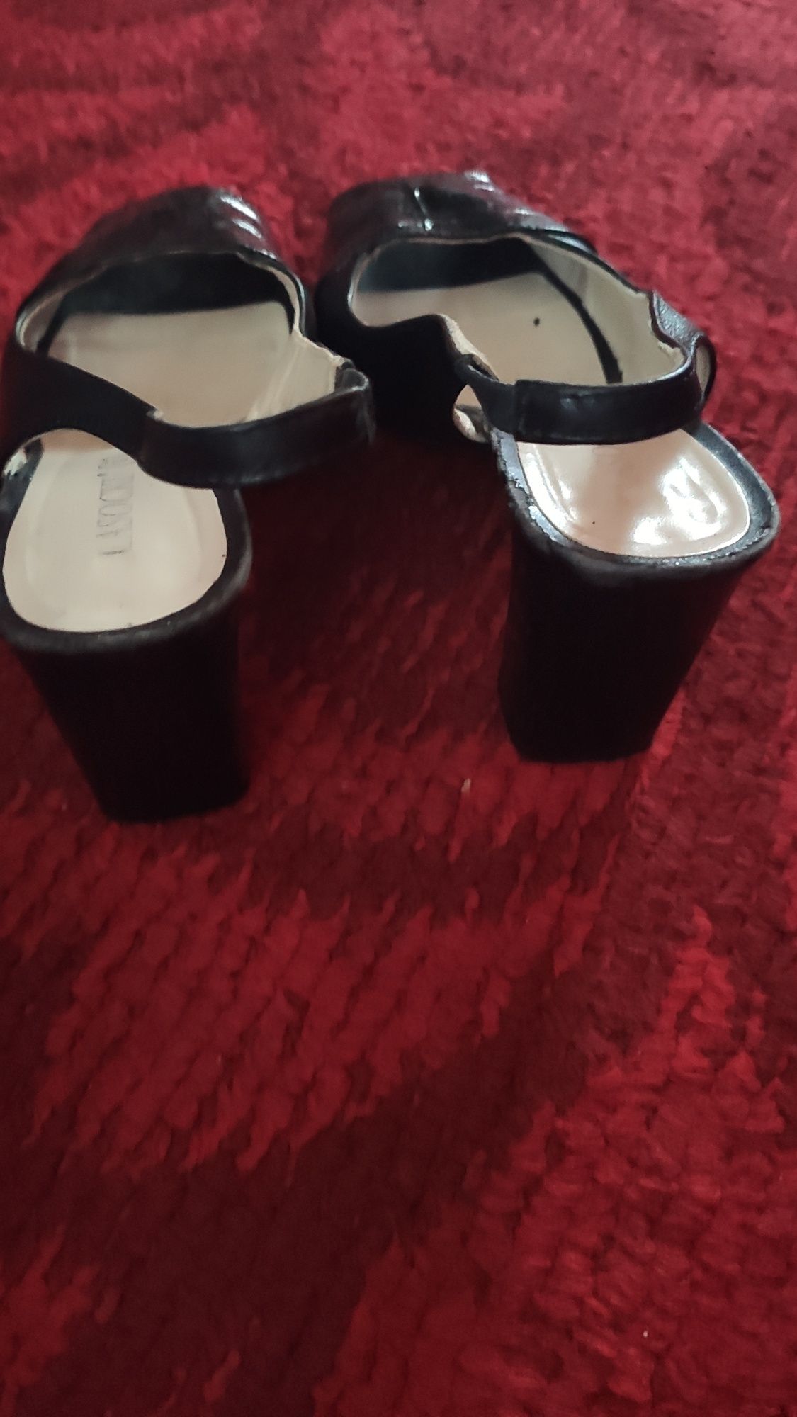 Buty Lasocki 36 czółenka