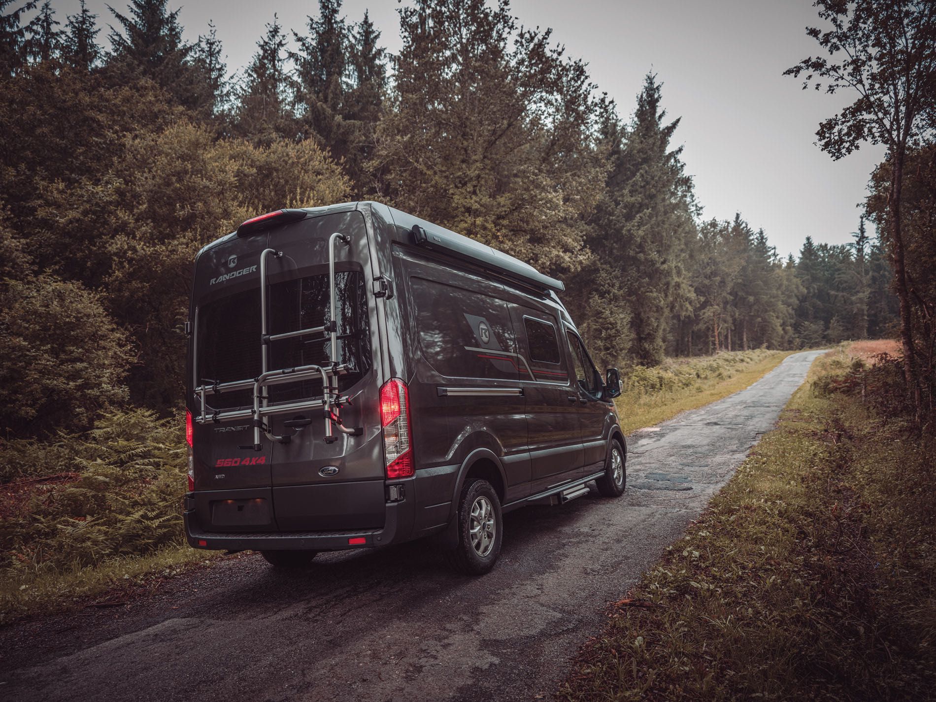 Wynajem/Wypożyczalnia kamperów | CamperVAN | 3 osoby | 4X4 |Camp4Rent|