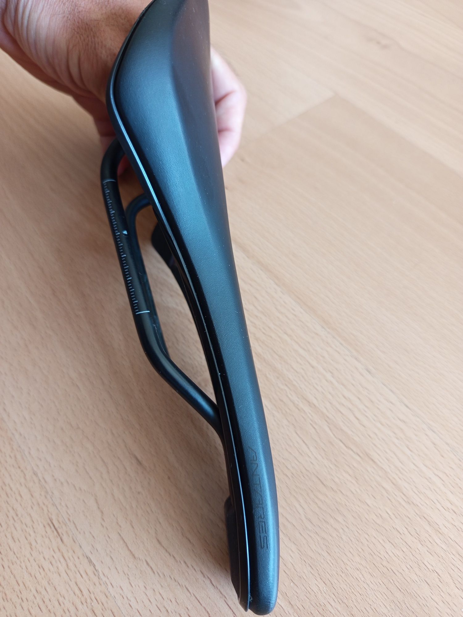 Fizik Vento Antares R3