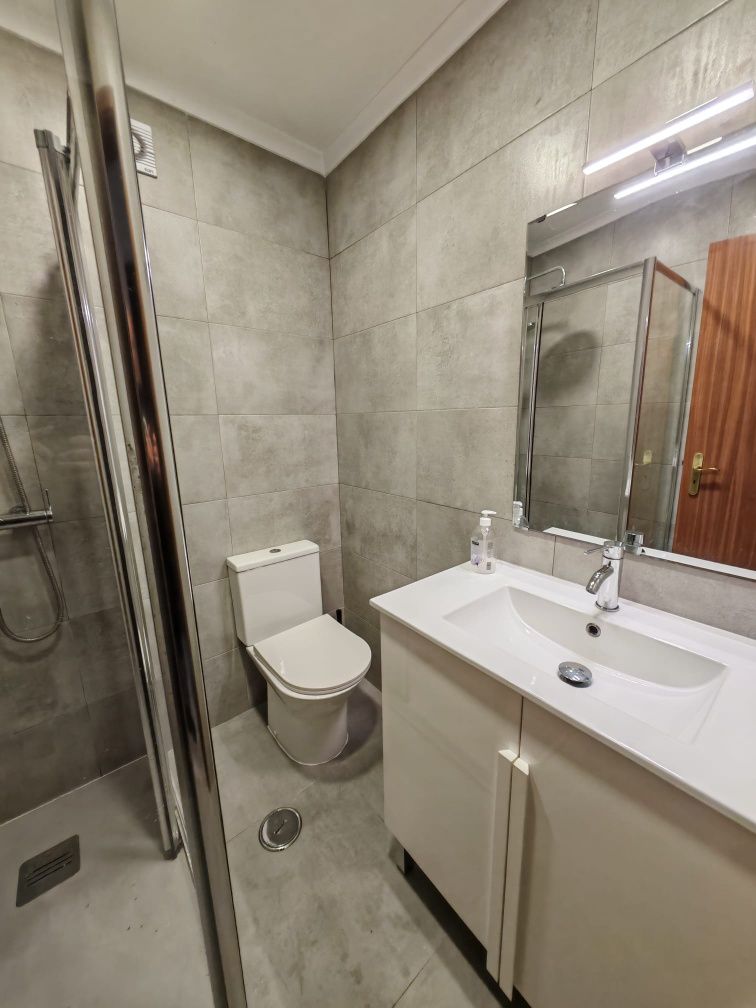 Quarto para casal em Carcavelos