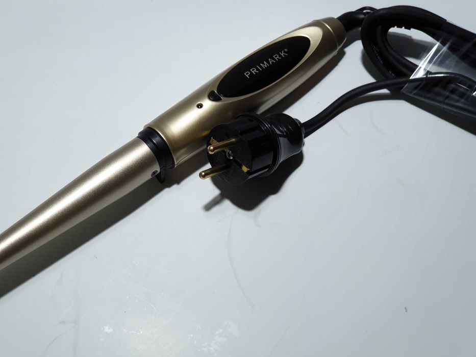 плойка конусна Primark