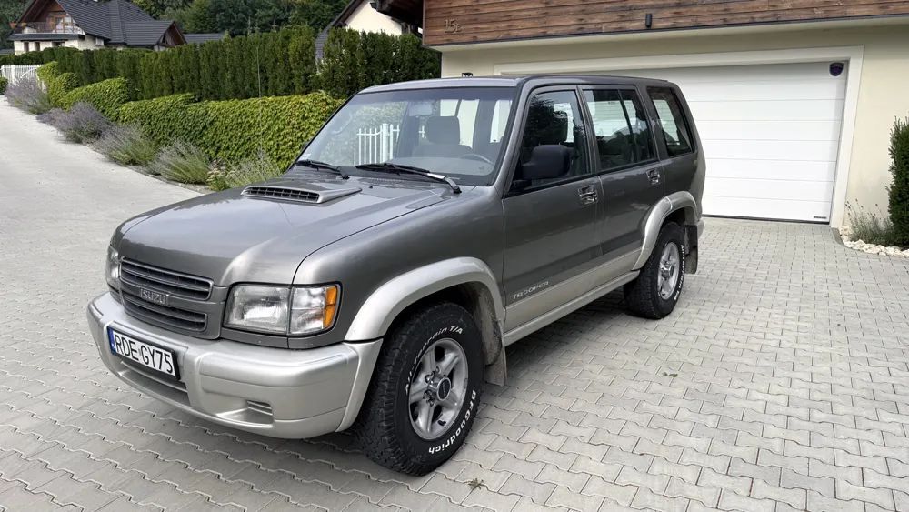 Isuzu Trooper 3,5 V6 benzyna + LPG, 4x4, dołączany reduktor