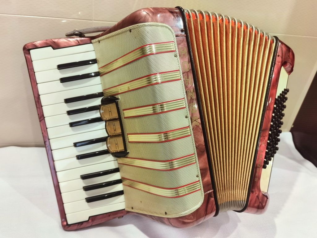 Akordeon HOHNER Student V 48 basów
