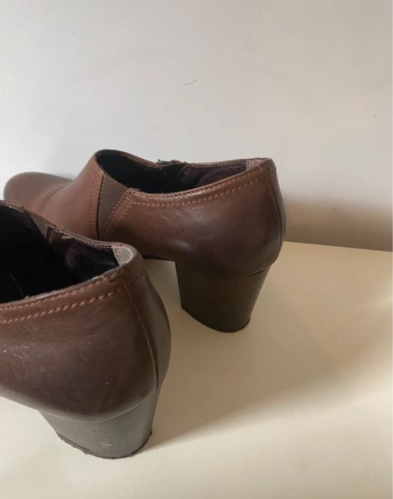 Brązowe buty damskie Lasocki 40 EU