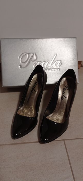 Czarne szpilki - szpic