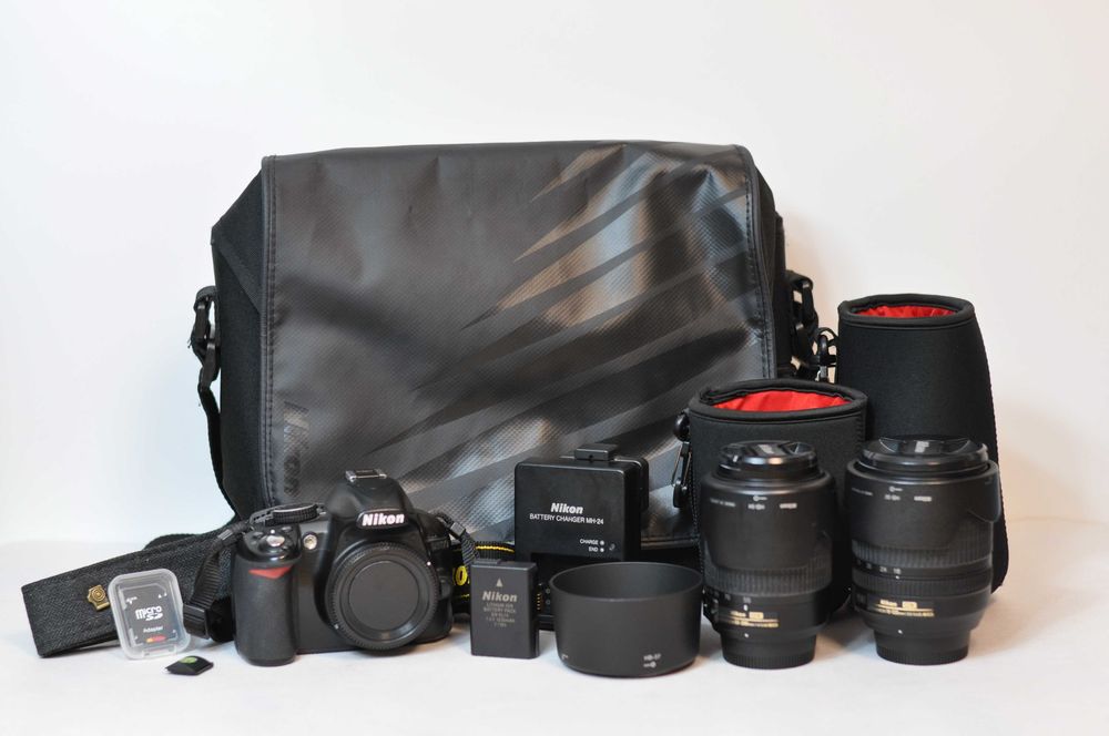 Lustrzanka Nikon dslr D3100 + 2 obiektywy nikkor 18-135 mm + 55-200 mm