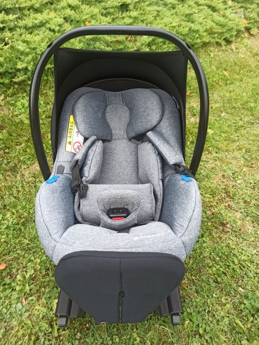 Avionaut Pixel z bazą ISOFIX, wkładka dla noworodka