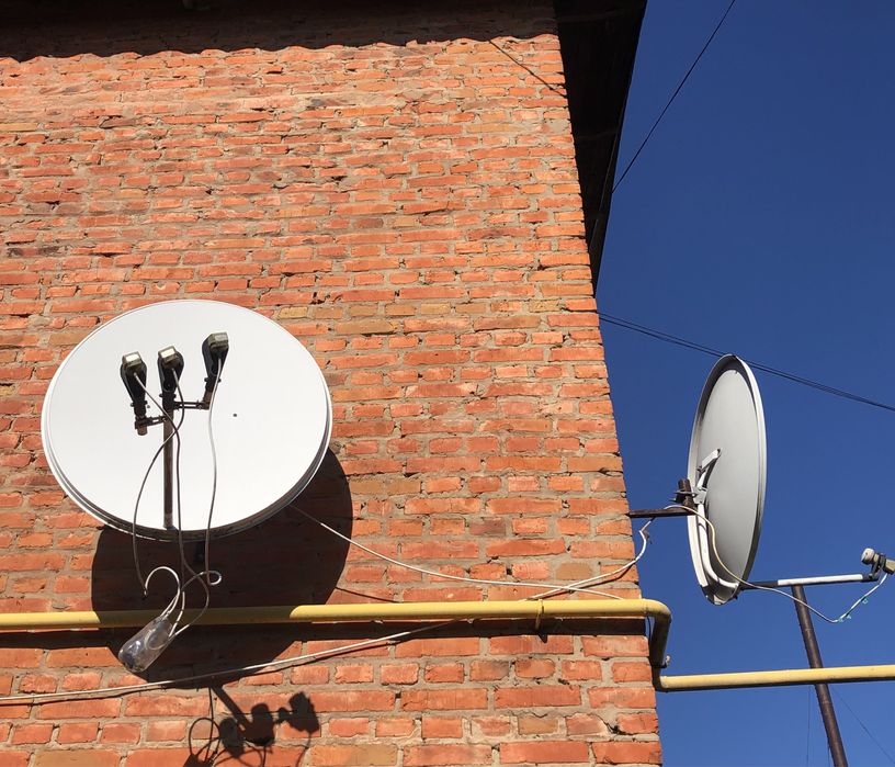 Тюнер спутниковий Антена