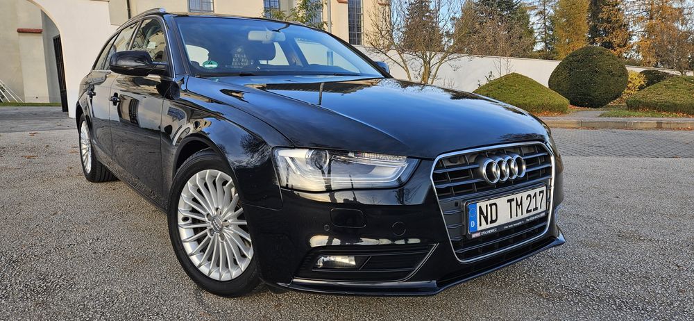 AUDI A4 B8 LIFT 2012 R 2.0 TDI 140 KM.Ledy.Navi.Tablet.Pdc.Raty.Niemcy