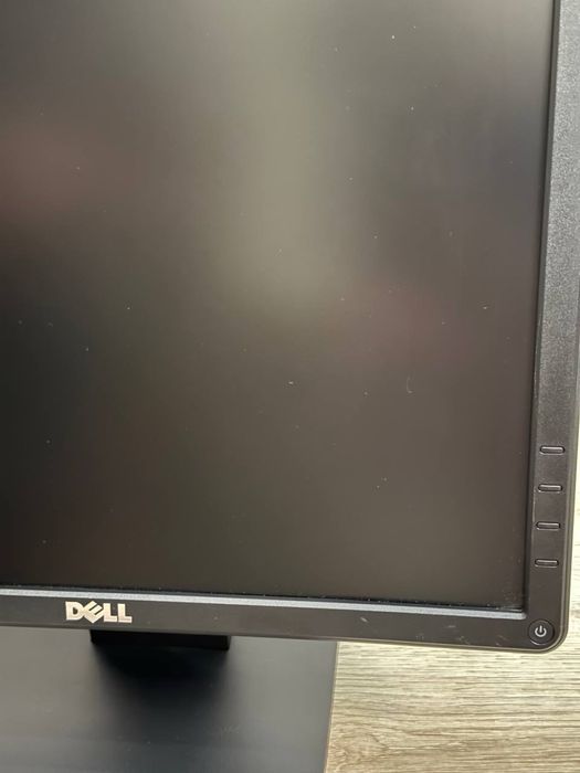 Монітор квадратний Dell 17"