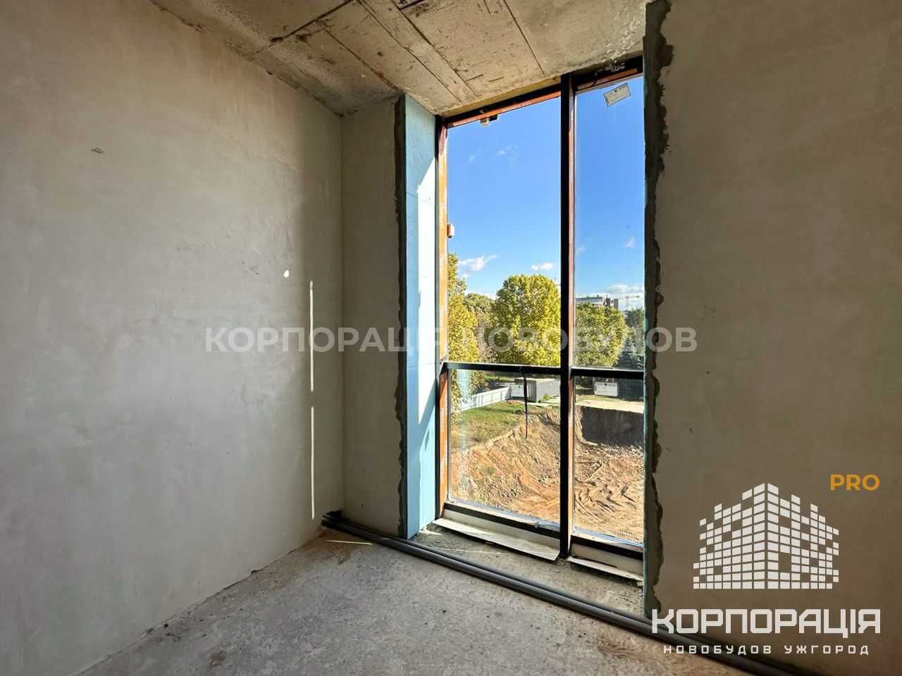 Продаж 1-км квартири на набережній; новобудова в центрі