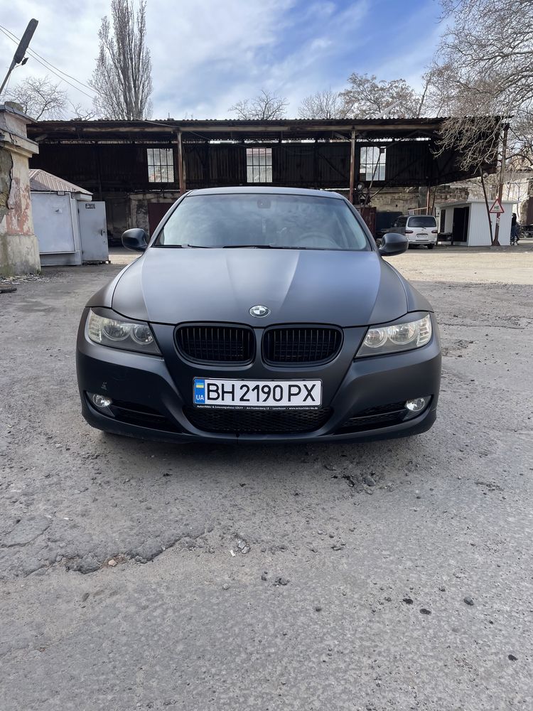 Продам BMW 3 2008