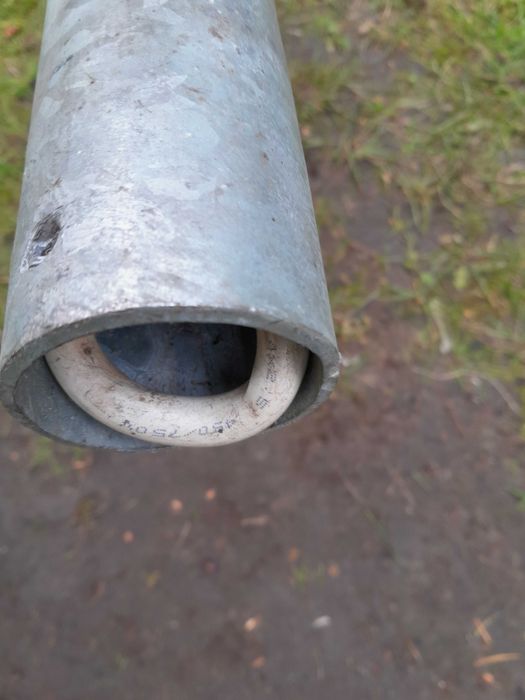 Słup oświetleniowy ocynkowany 3m +fundament betonowy