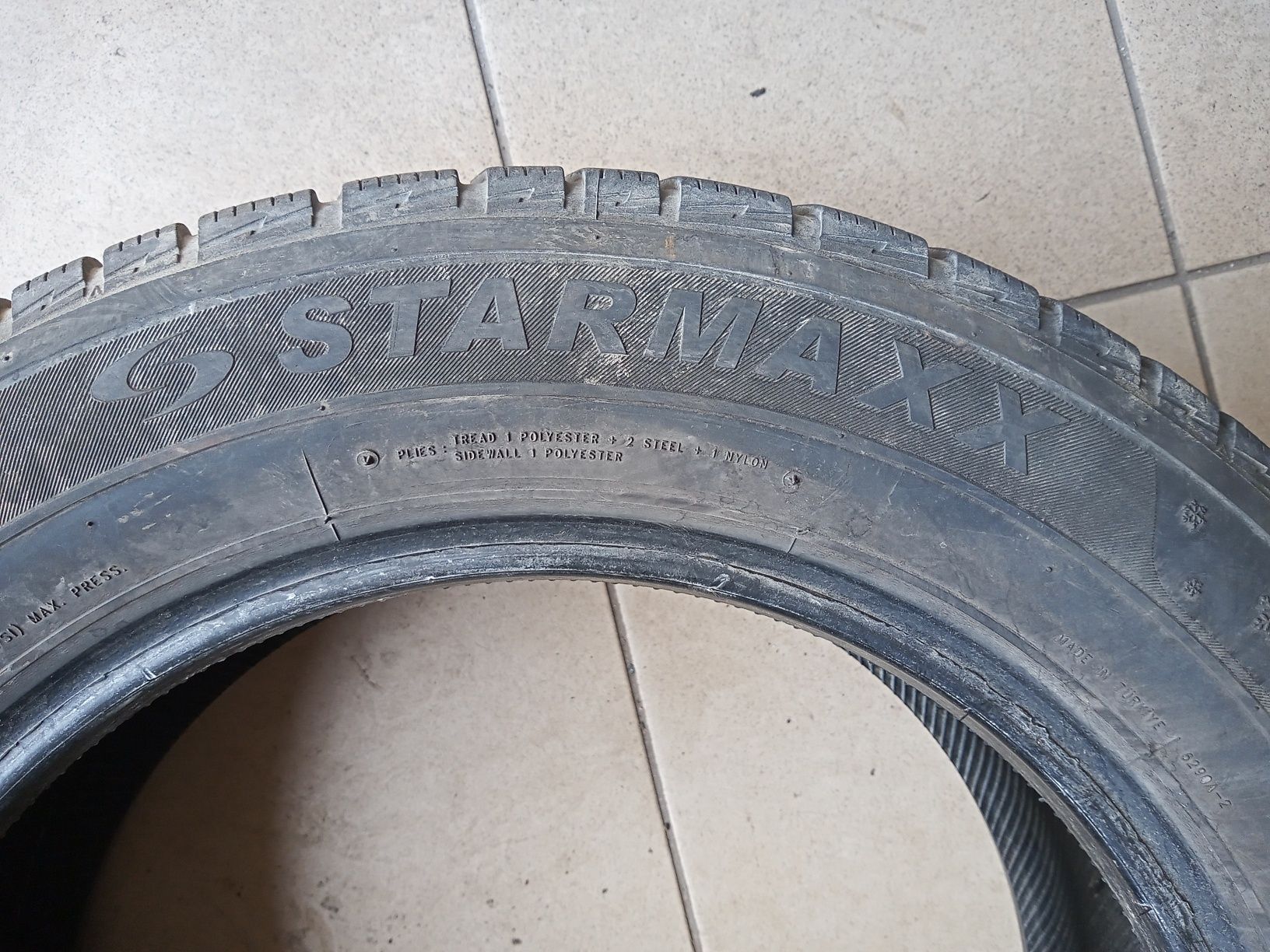 Opony zimowe 205/60R16