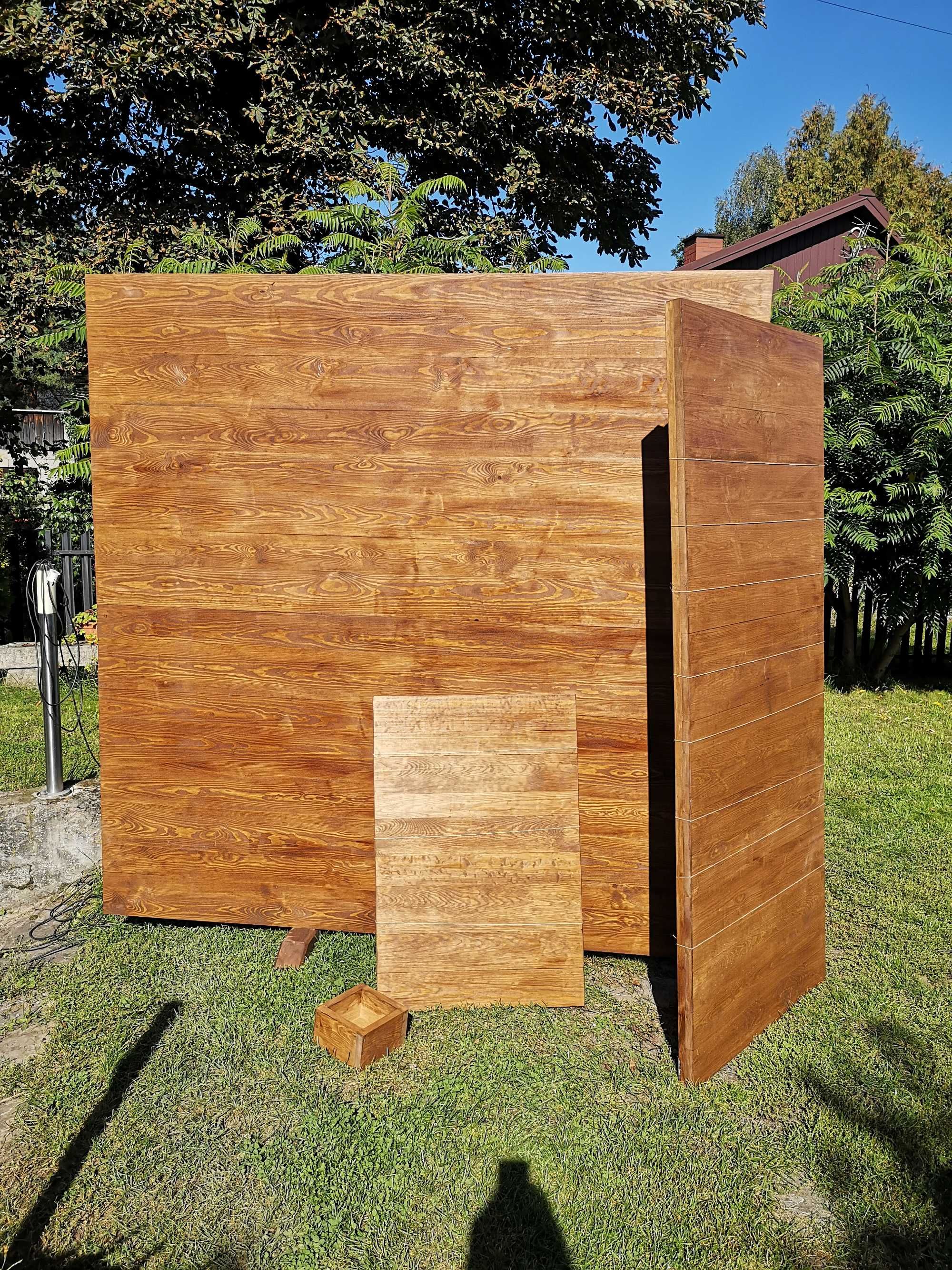 Komplet drewnianych ścianek (tło za Parą Młodą, plan stołów, zdjęcia)