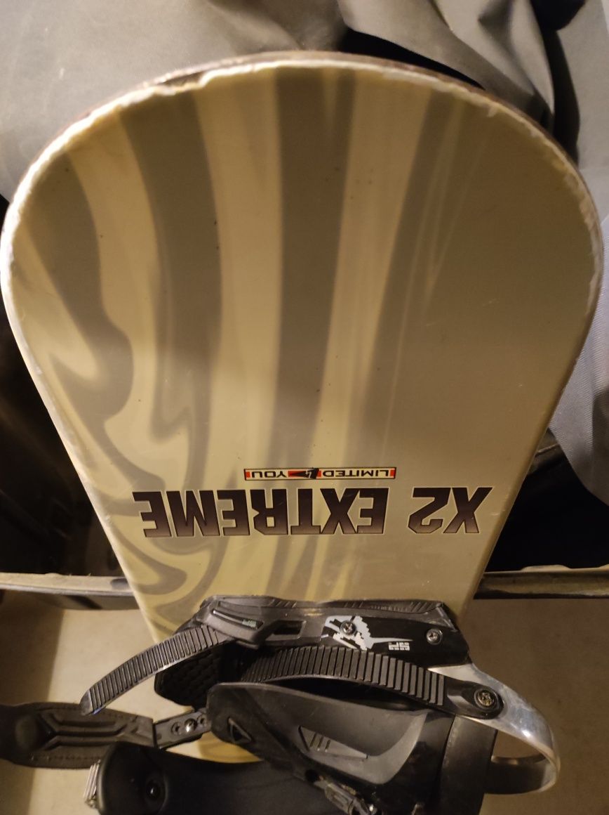 Deska snowboardowa Limited 4 you X2 extreme z wiązaniami Sp