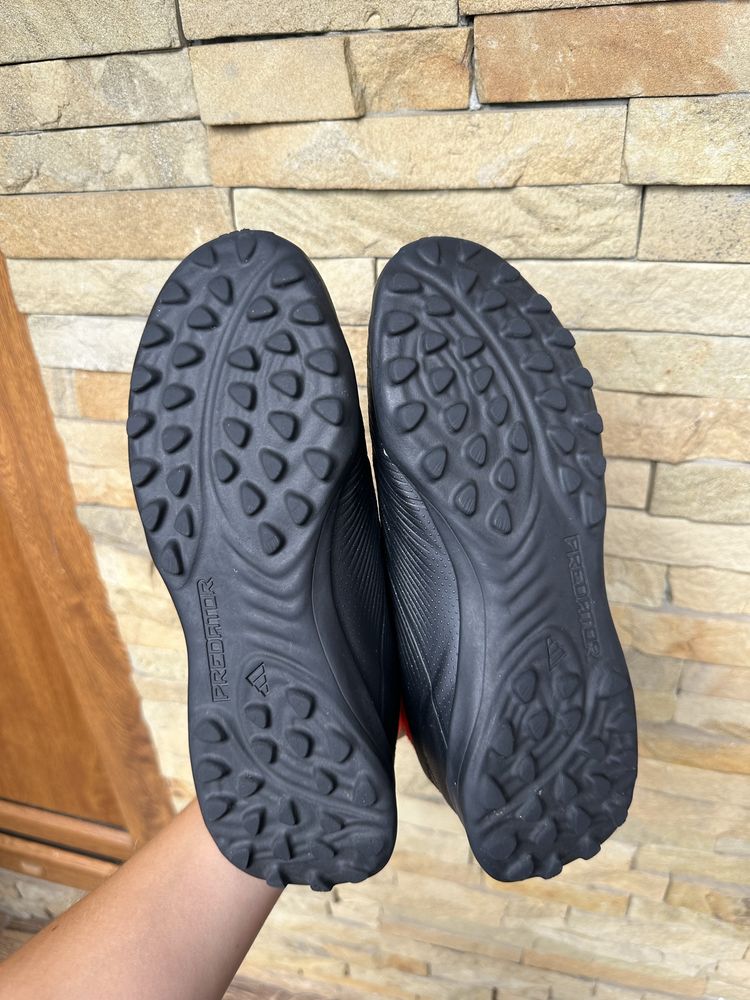 Сороконіжки Adidas