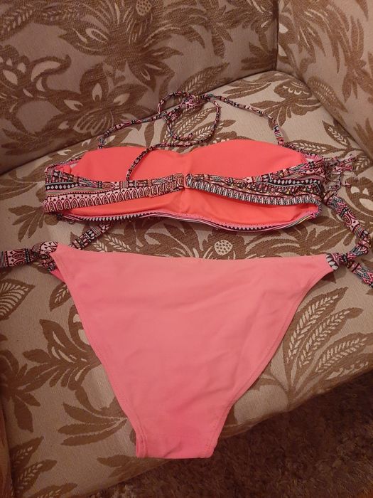 Bikini cor de rosa