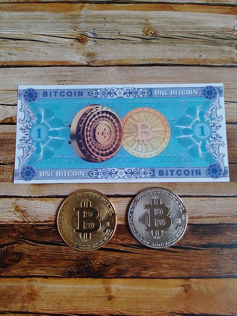 Bitcoin - monety i banknot. Piękny zestaw!
