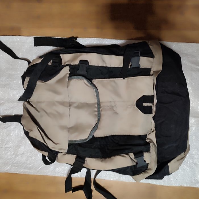 Рюкзаки туристические и каждодневные