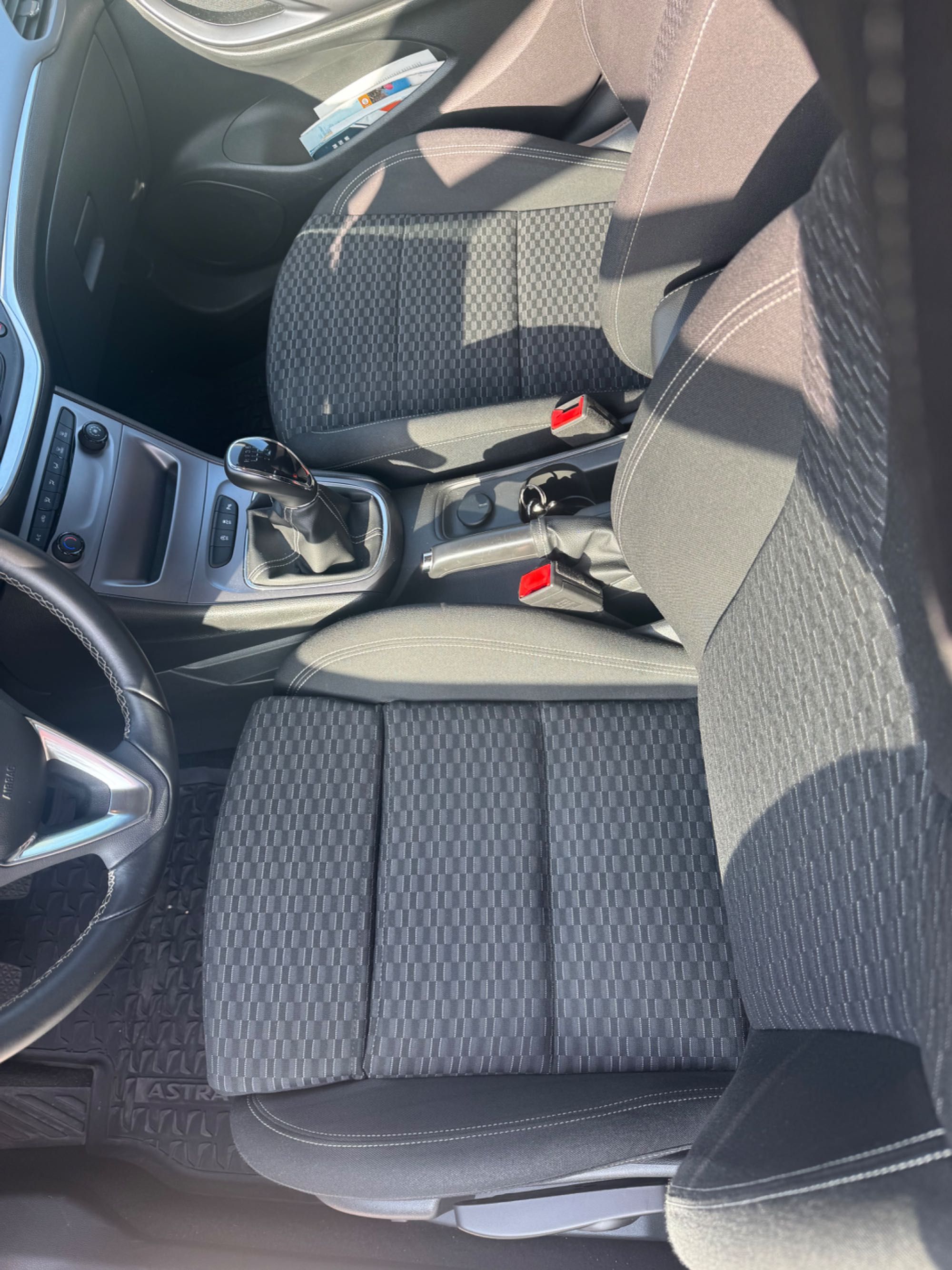Opel Astra Sports Tourer 1.6 2016