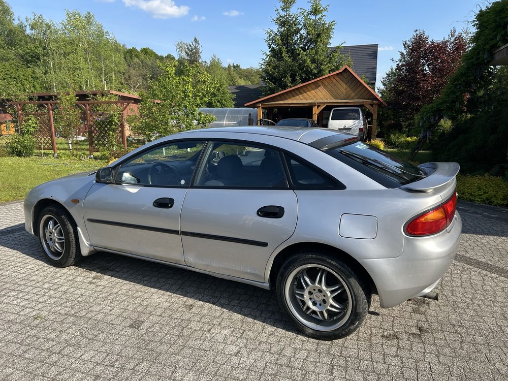 Mazda 323F 1.8 Benzyna