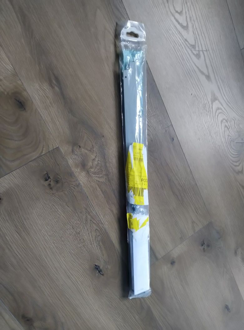 Zestaw listew do izolacji termicznej piekarnika