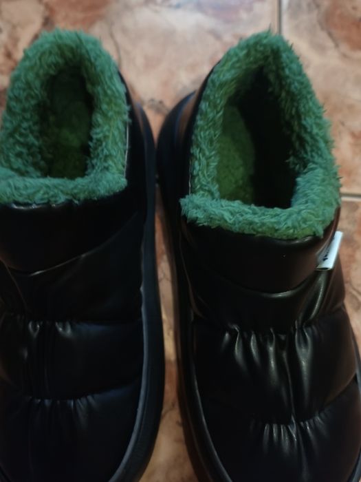 Дутики короткие зимние.