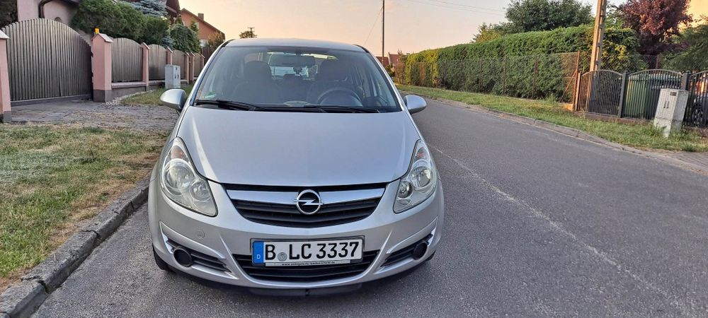 Sprzedam Opel Corsa D 1,2 Benzyna