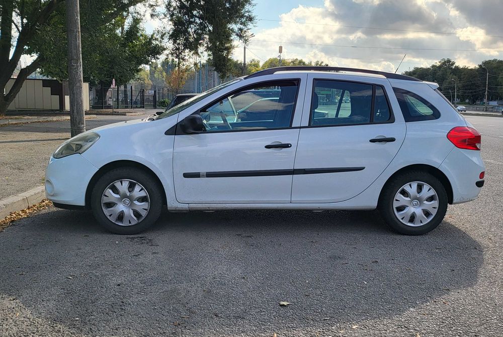 Продам Renault Clio 1.2 2012 ПО ТП