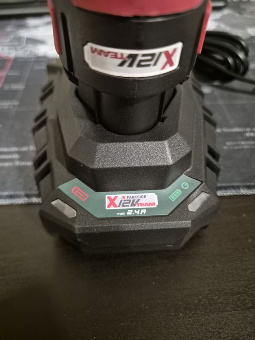 Bateria e carregador parkside 12 v novo