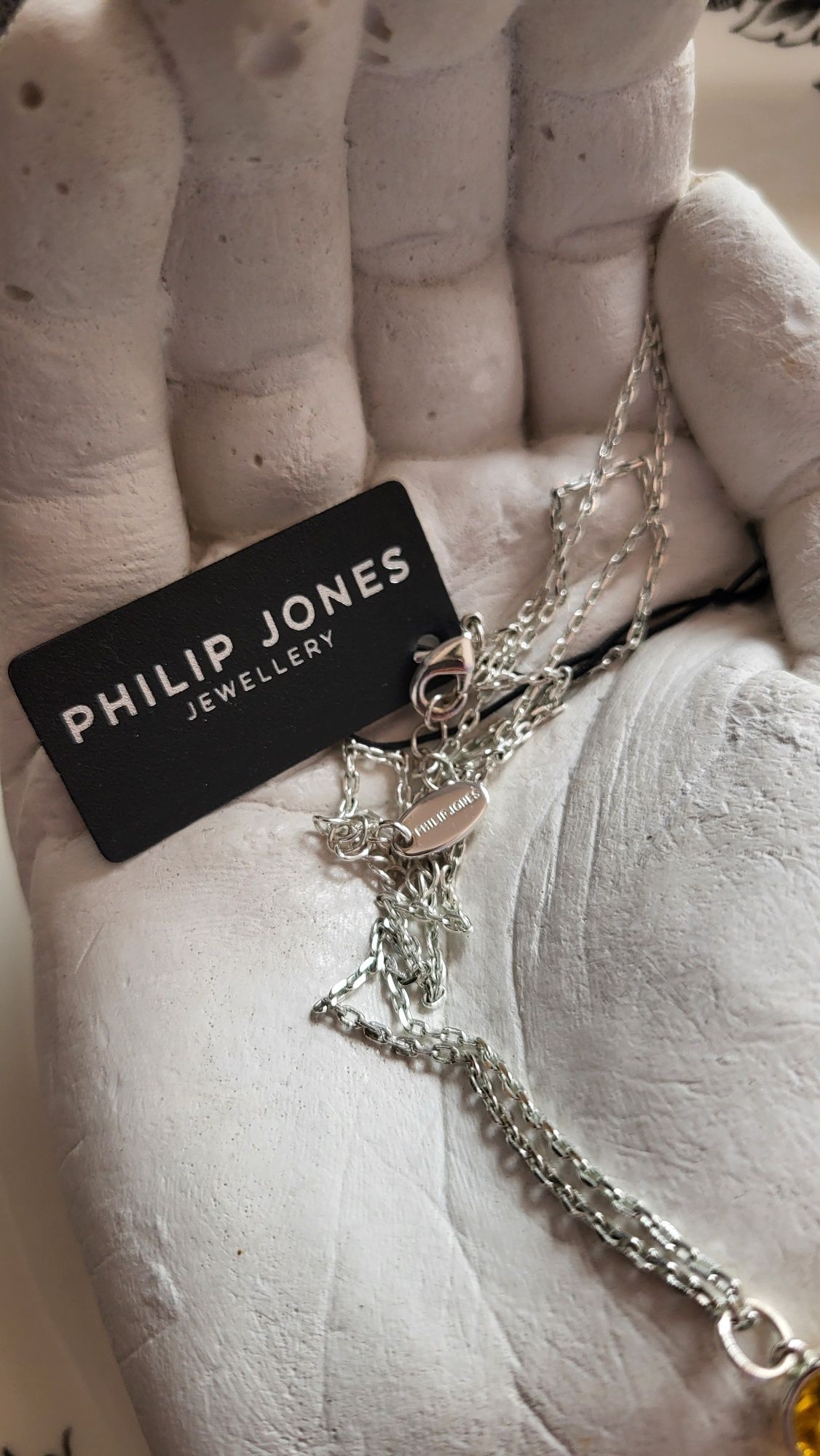 Naszyjnik z kolekcji Birthstone,  Swarovski, Philip Jones