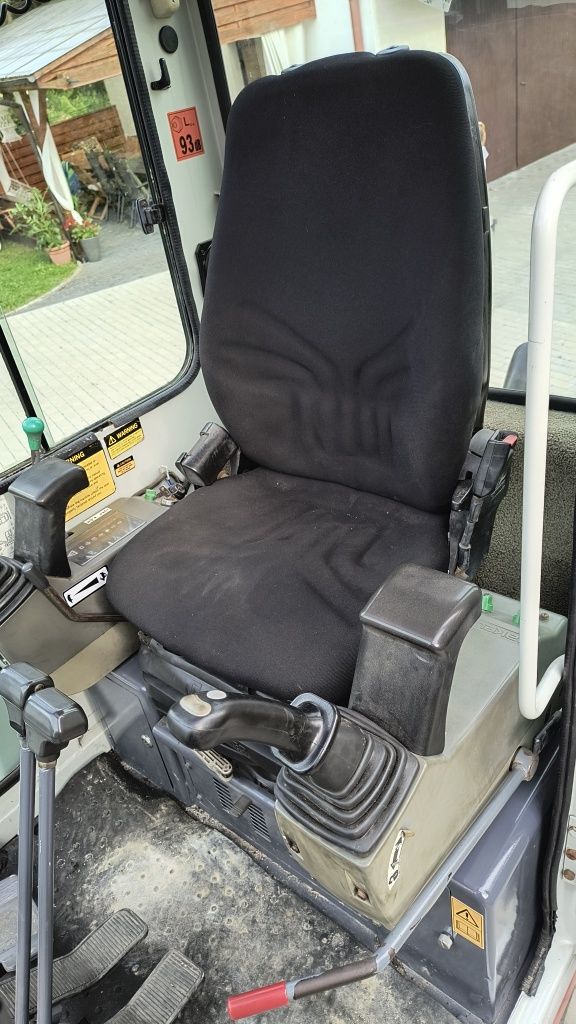 Minikoparka koparka Takeuchi TB125
